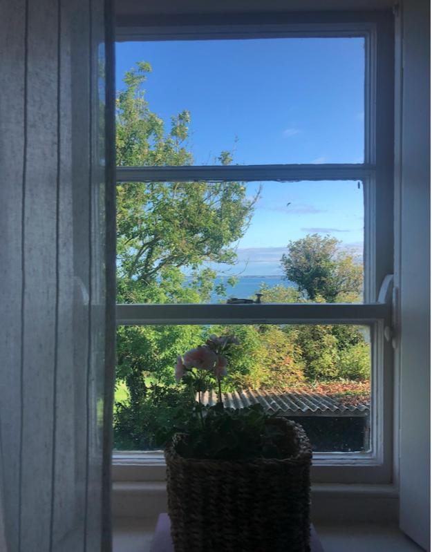 The Pink Cottage Upstairs Suite & Garden Summer Room Whitehead 外观 照片