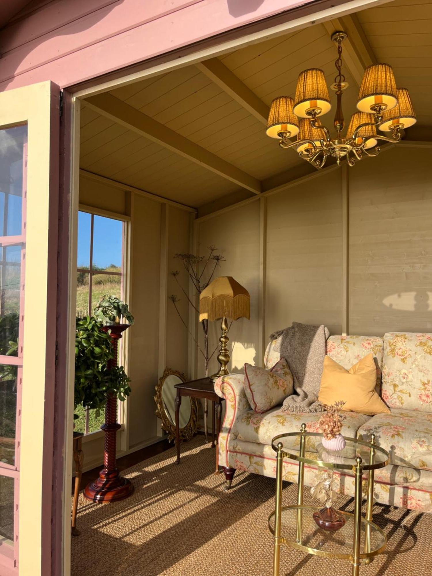 The Pink Cottage Upstairs Suite & Garden Summer Room Whitehead 外观 照片
